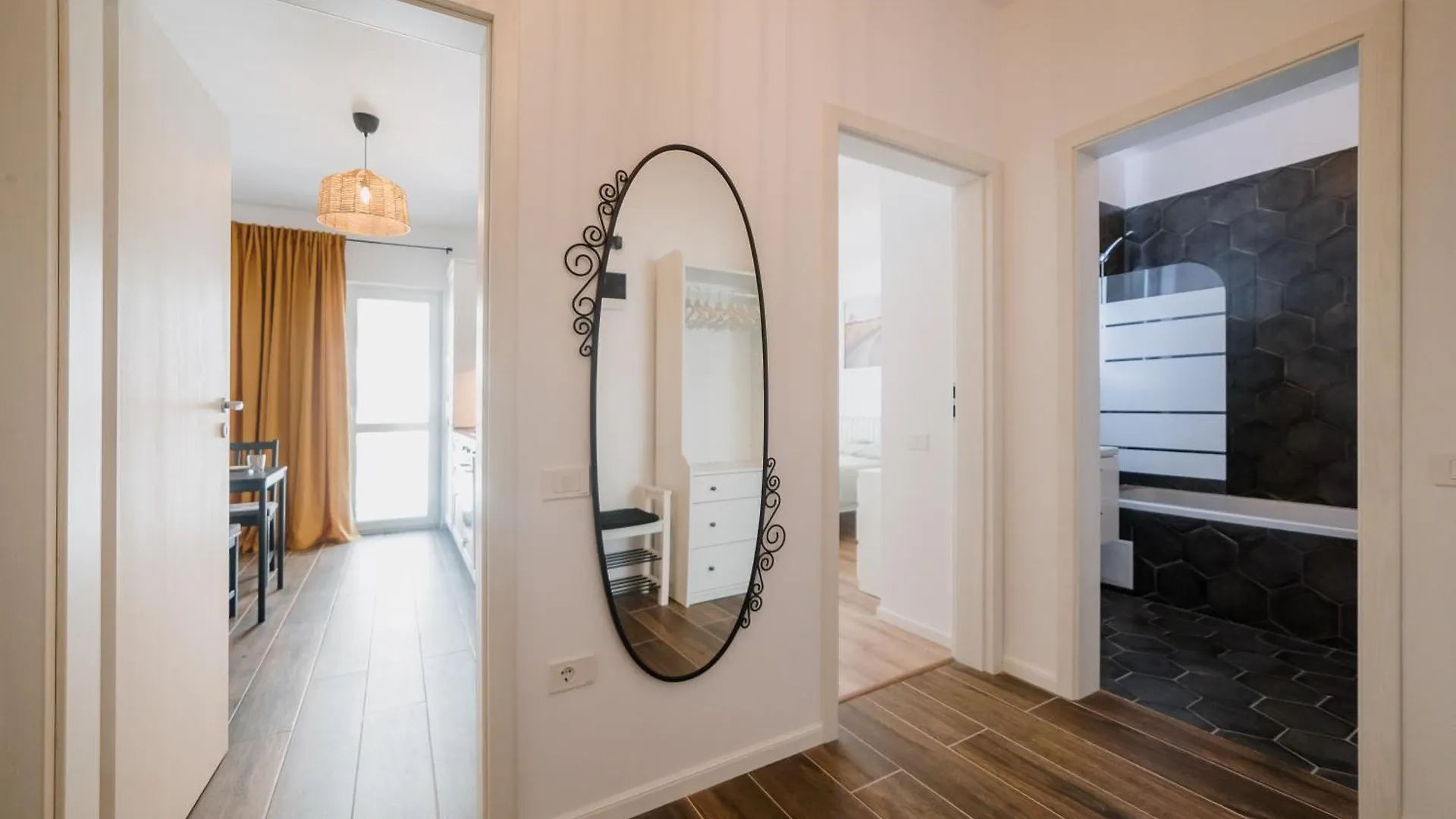 Harmony Apartment - Grand Kristal Residence Bucharest Romania
